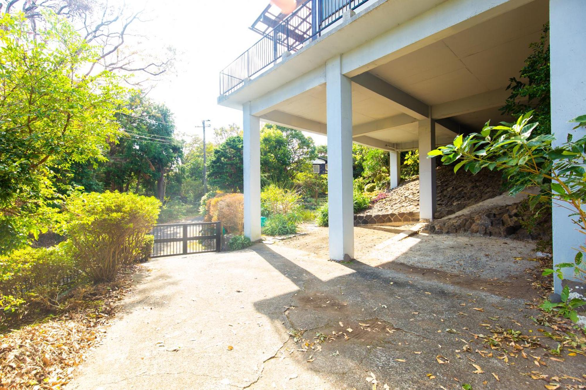 Cozy Villa With Hot Springs And Nature Ito  Exterior photo